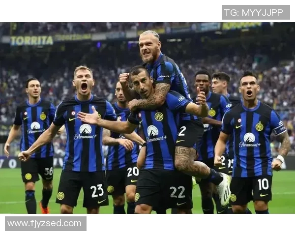 现役足坛稳定巨星引领球队攻防体系全面升级与战术革新